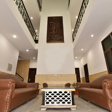 Dlx Stay In Naddi Дармсала Экстерьер фото