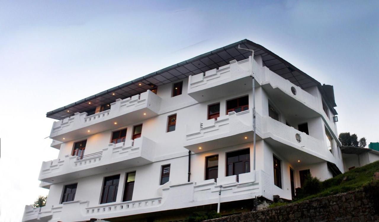 Dlx Stay In Naddi Дармсала Экстерьер фото